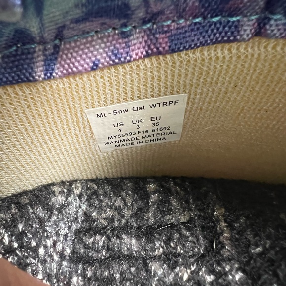 Merrell Girl Snow Quest Waterproof Purple Tie dye Winter Boots Size 4 Thermolite - Picture 14 of 17